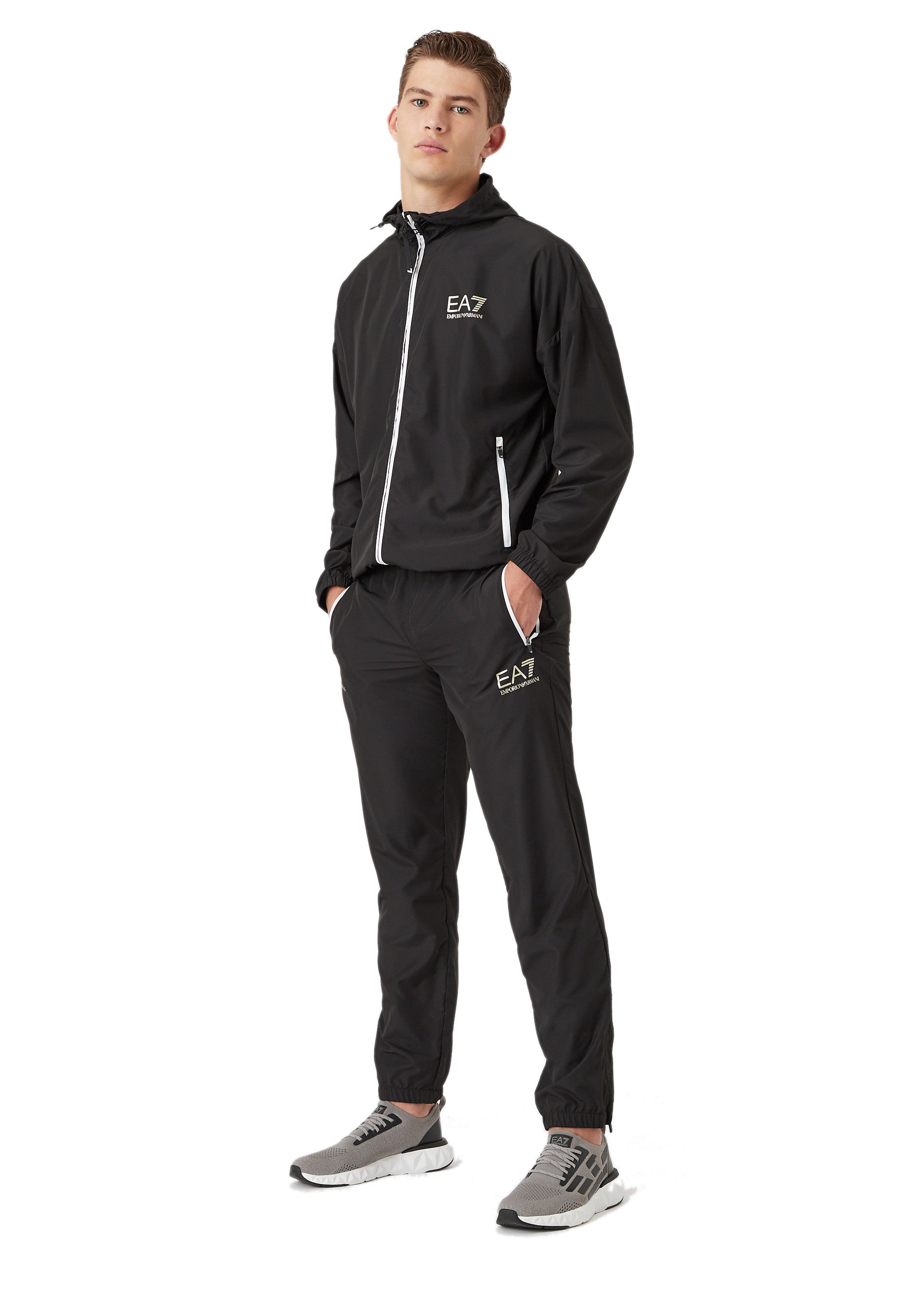 Ensemble de survêtement EA7 Emporio Armani