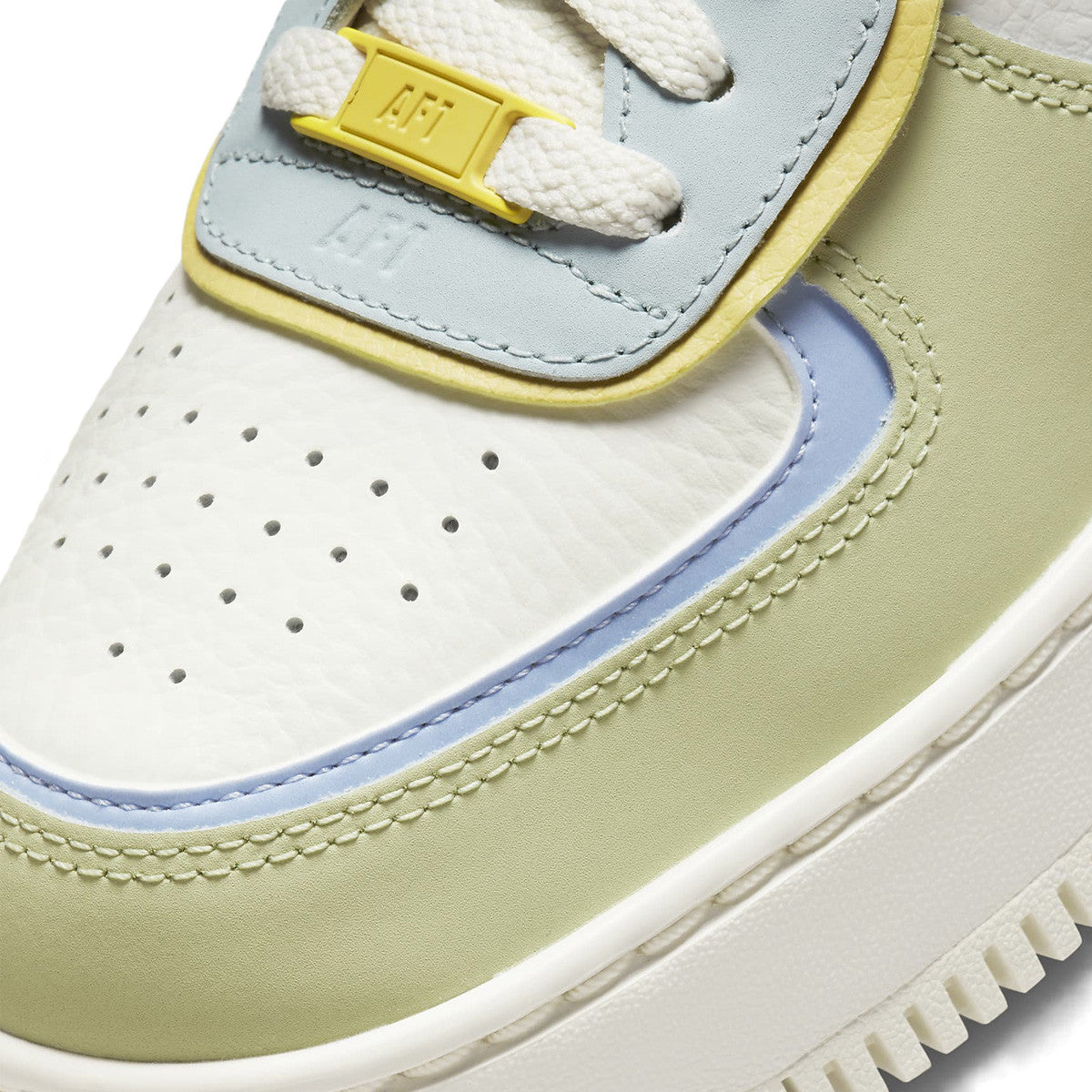 Basket Nike AIR FORCE 1 LO SHADOW