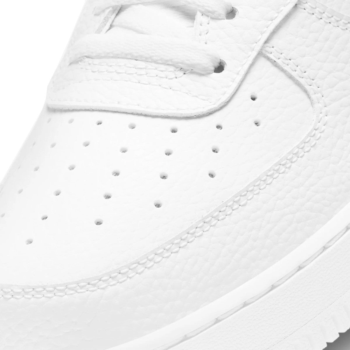 Basket Nike AIR FORCE 1'07