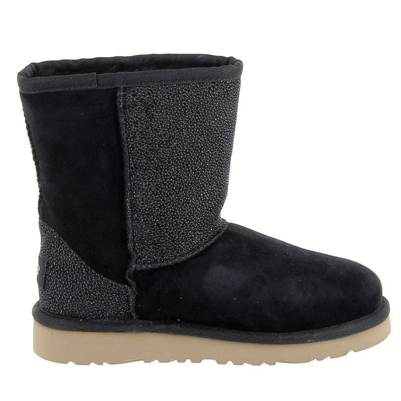 Botte UGG Classic Short Serein (Noir)