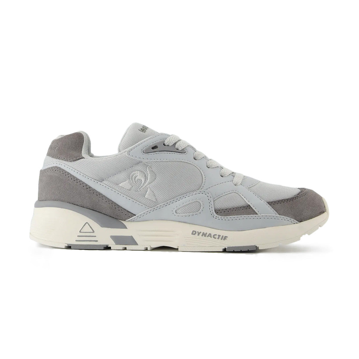 Basket Le coq sportif LCS R850