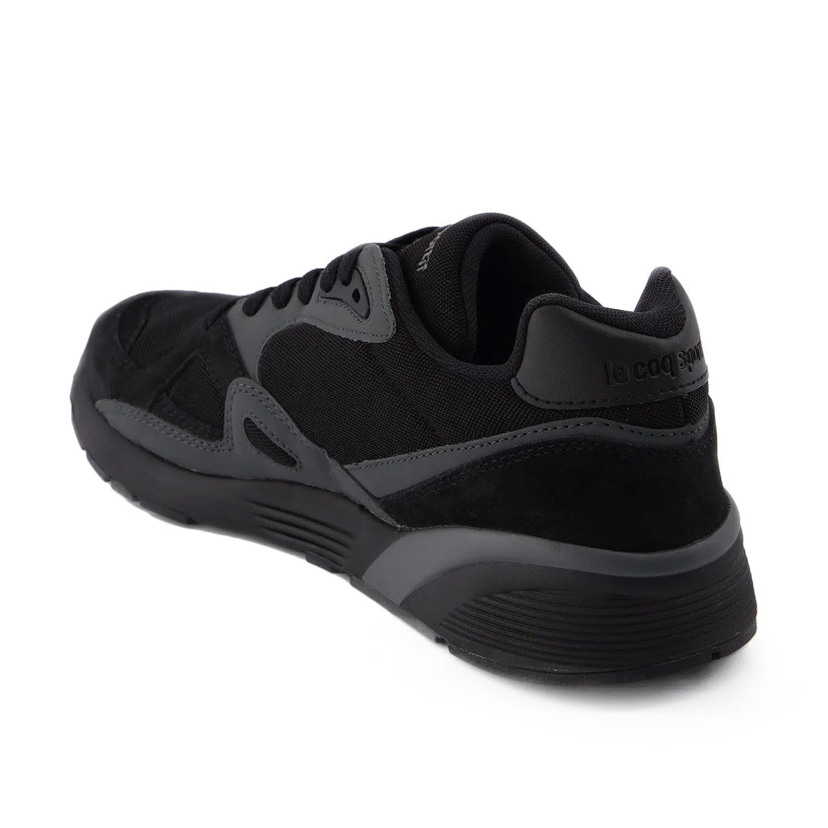 Basket Le coq sportif LCS R850