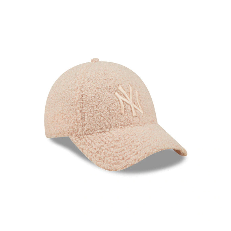 Casquette Femme New Era BORG 9 FORTY NEYYAN