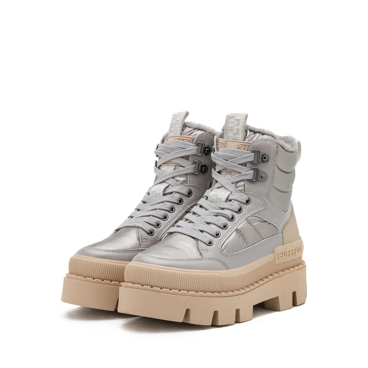 Bota Buffalo RAVEN SNOW CON CORDONES DE MEDIANOCHE