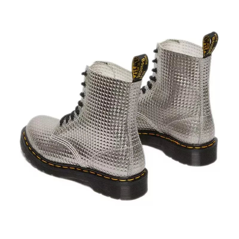 Boots Dr Martens 1460 PASCAL STUD EMBOSS LEATHER LACE UP