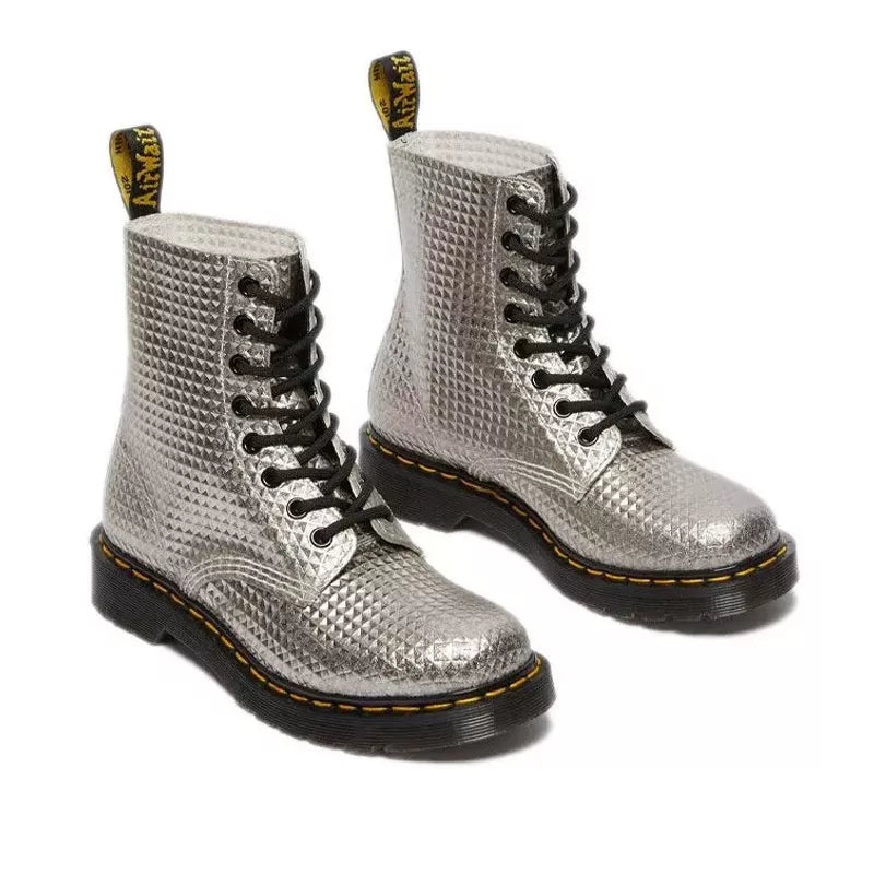 Boots Dr Martens 1460 PASCAL STUD EMBOSS LEATHER LACE UP