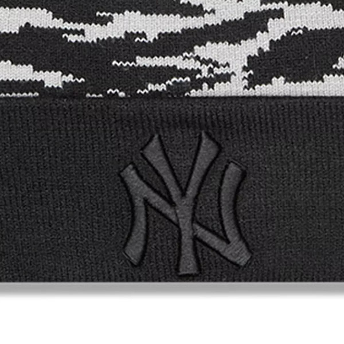 Bonnet New Era TEAM CUFF BOSRED