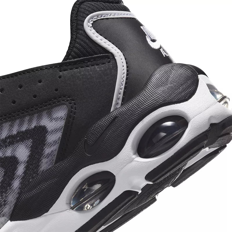 Basket Nike AIR MAX TW