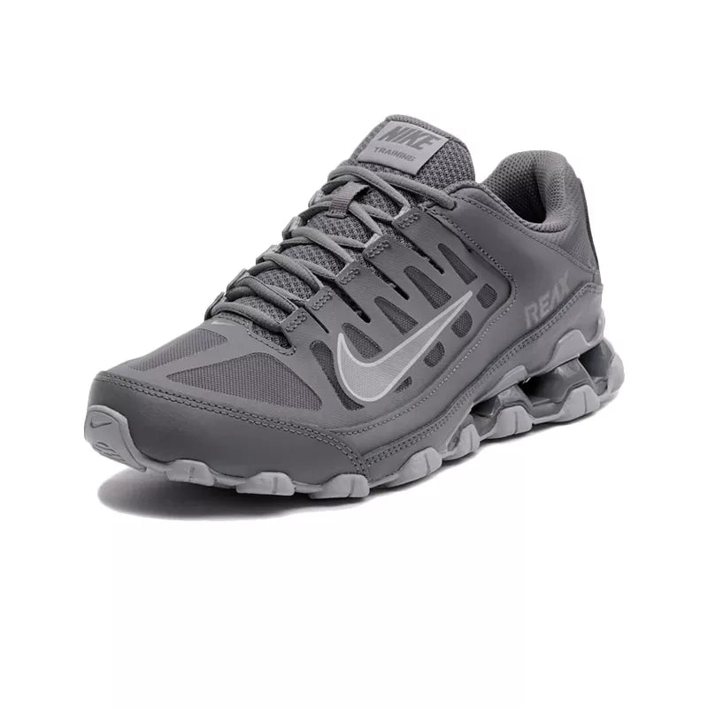 Basket Nike REAX 8 TR
