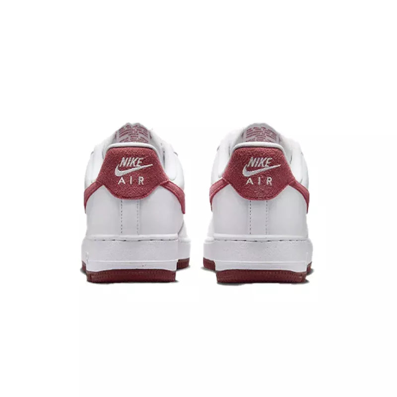 Basket Nike W AIR FORCE 1 07