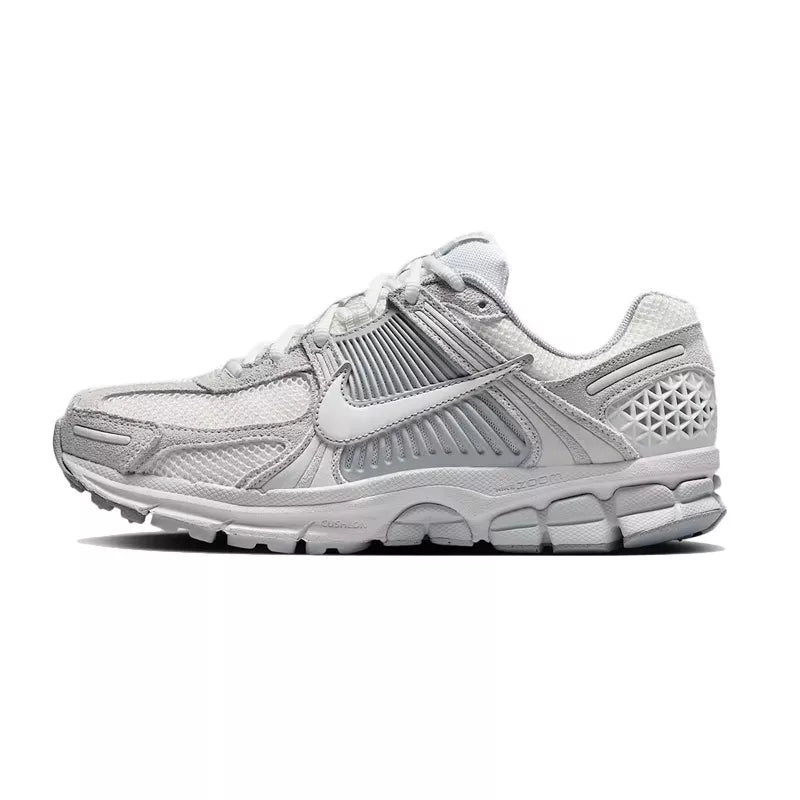 Baskets Nike W VOMERO 5