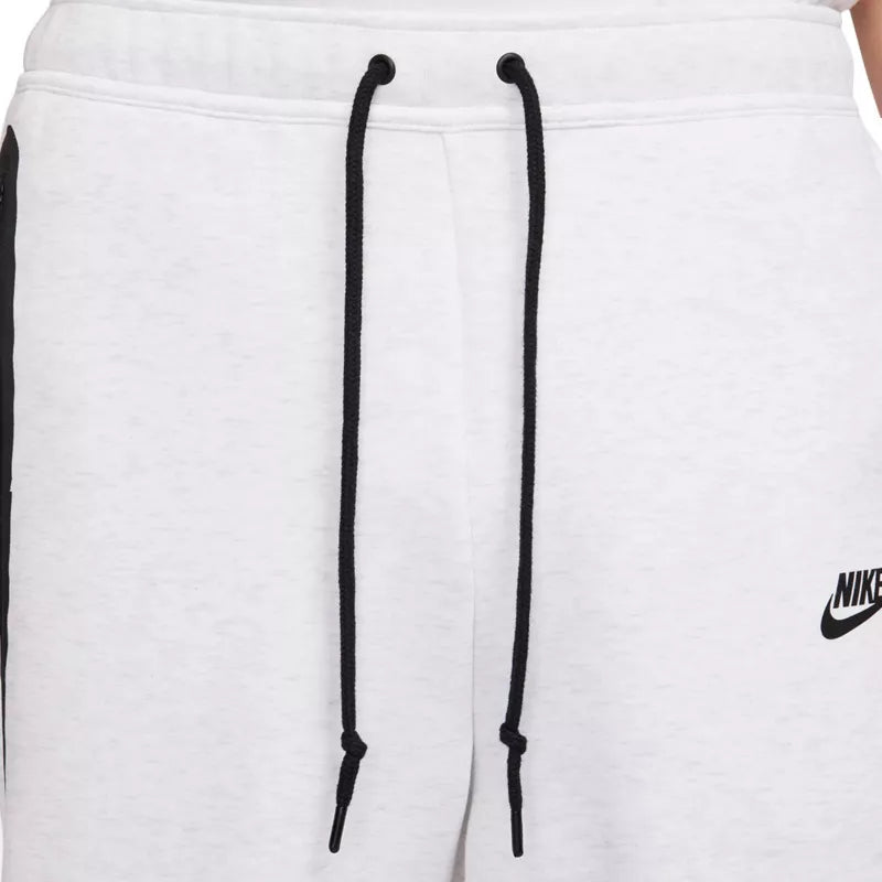 Short Nike TECH FLEECE