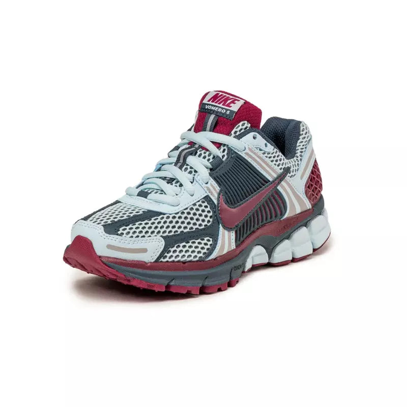 Basket Nike ZOOM VOMERO 5