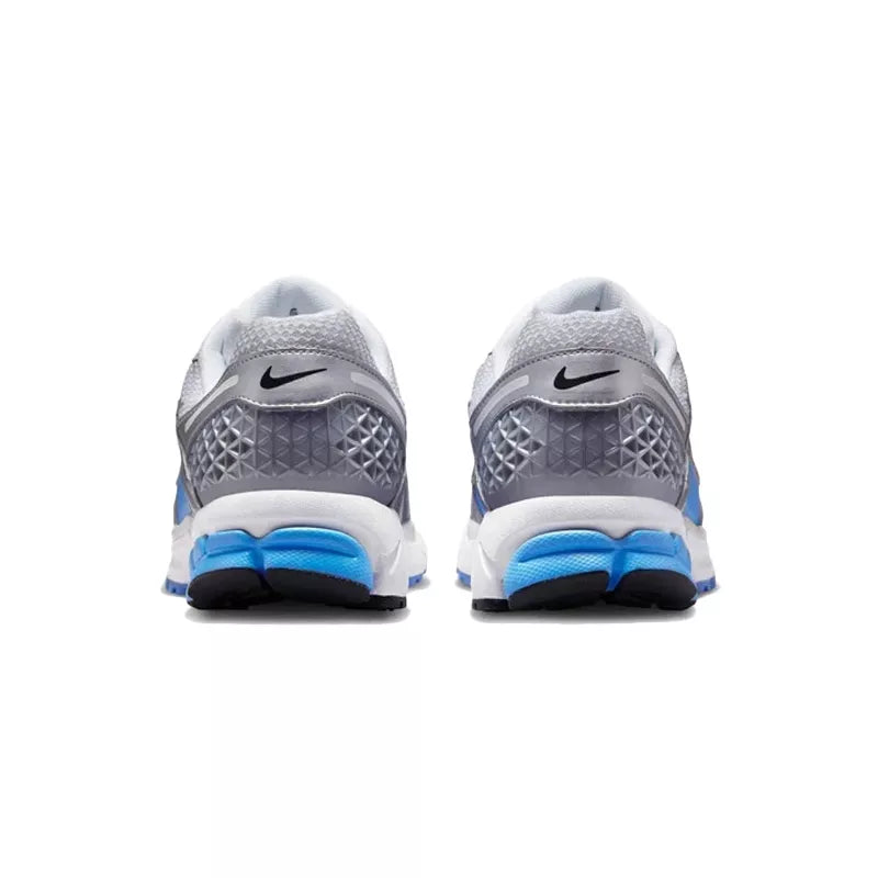 Basket Nike ZOOM VOMERO 5