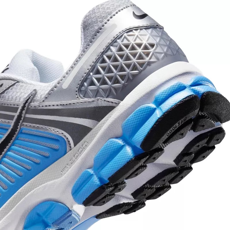 Basket Nike ZOOM VOMERO 5