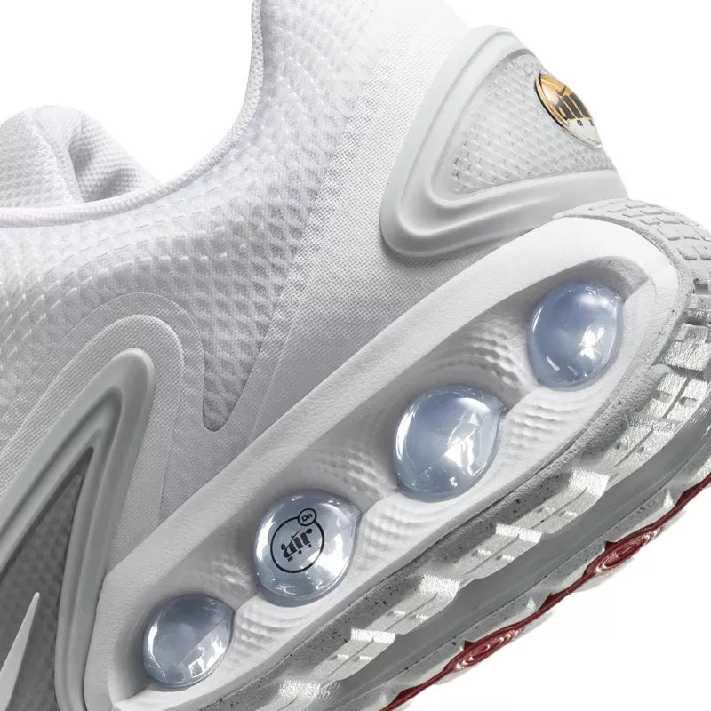 Basket Nike AIR MAX DN