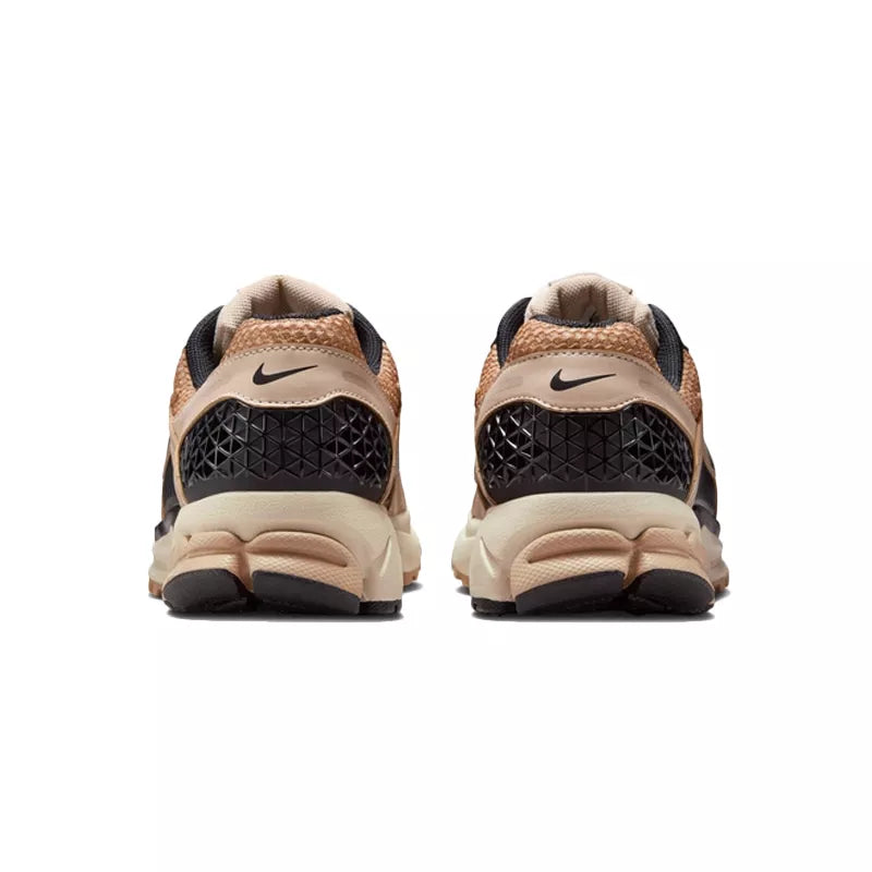 Basket Nike W VOMERO 5