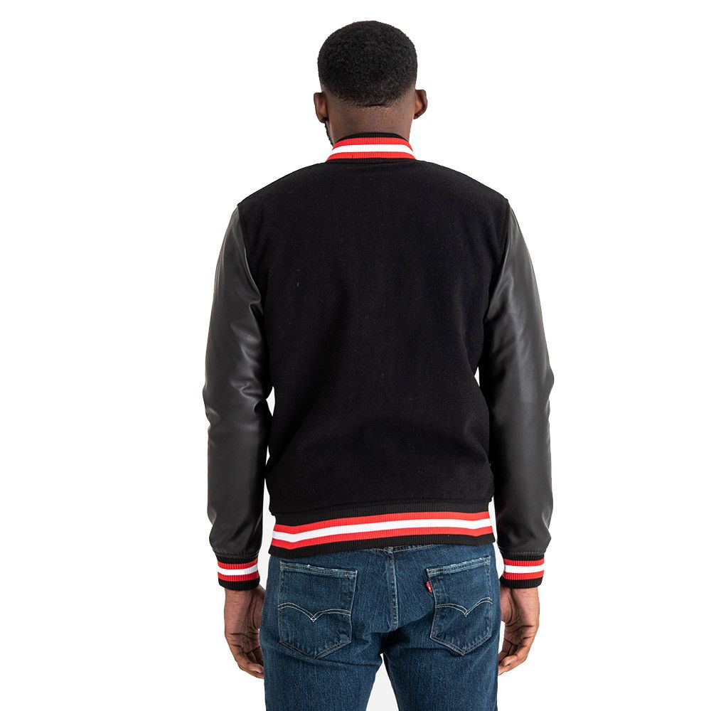 Blousons New Era NBA TEAM LOGO VARSITY JKT CHIBUL 2 - Ref. 11860084