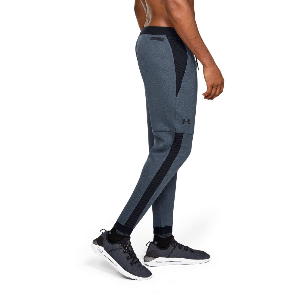 Pantalons de survêtement Under Armour UNSTOPPABLE MOVE PANT