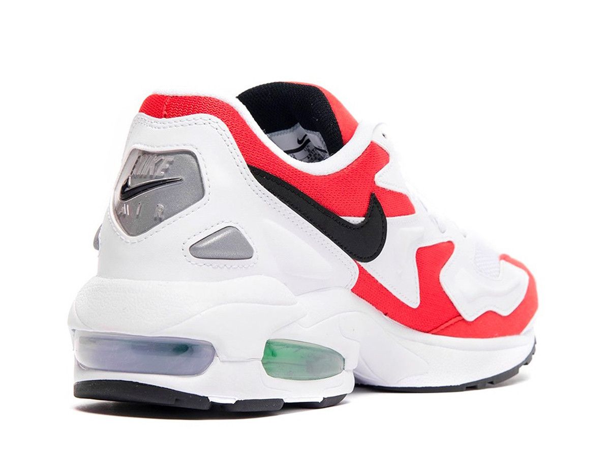 Baskets Nike AIR MAX 2 LIGHT