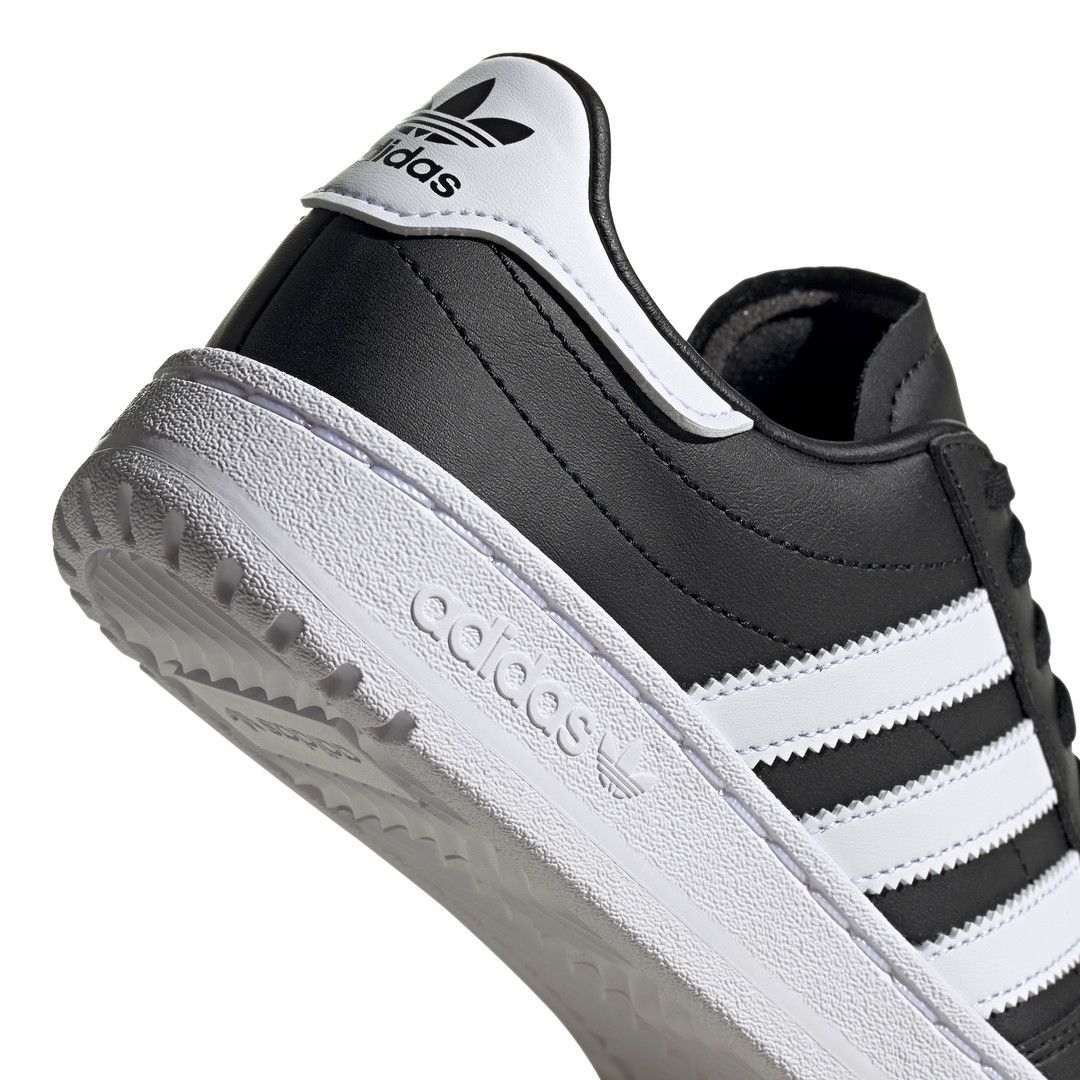 Baskets Junior adidas Originals TEAM COURT J