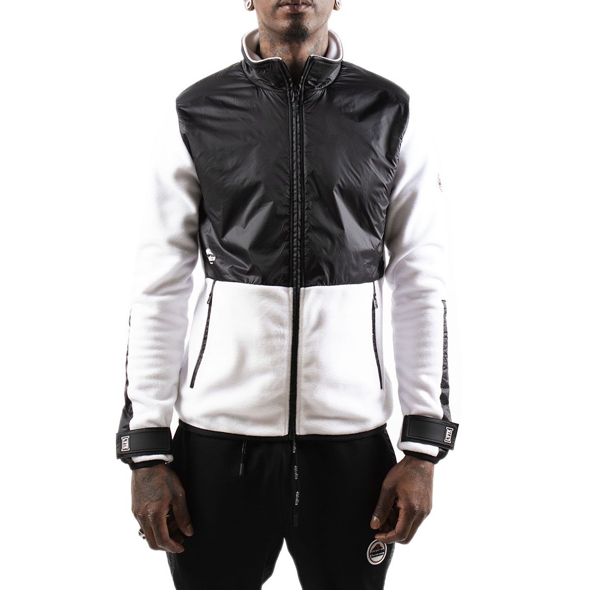 Sweat Helvetica POLAIRE