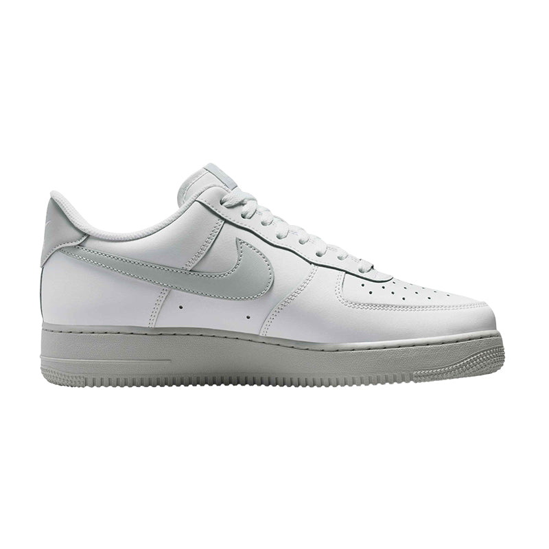 Basket Homme Nike AIR FORCE 1 07