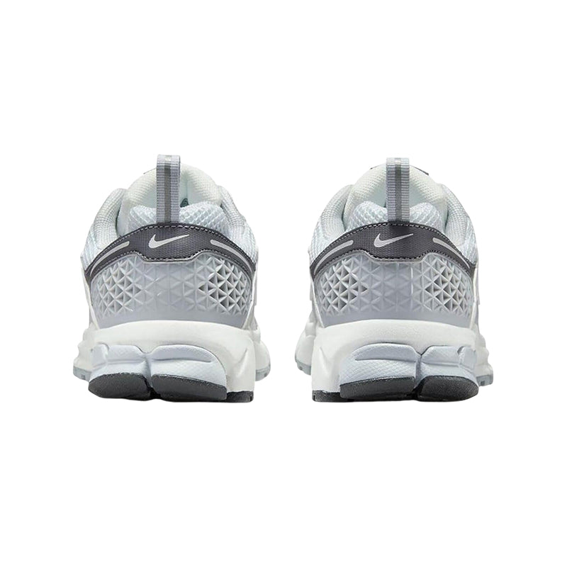 Basket Nike VOMERO 5 Junior