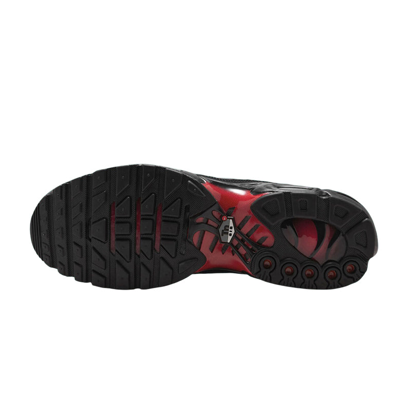 Basket Homme Nike AIR MAX PLUS