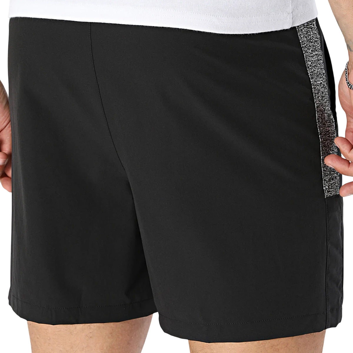 Short Homme Helvetica