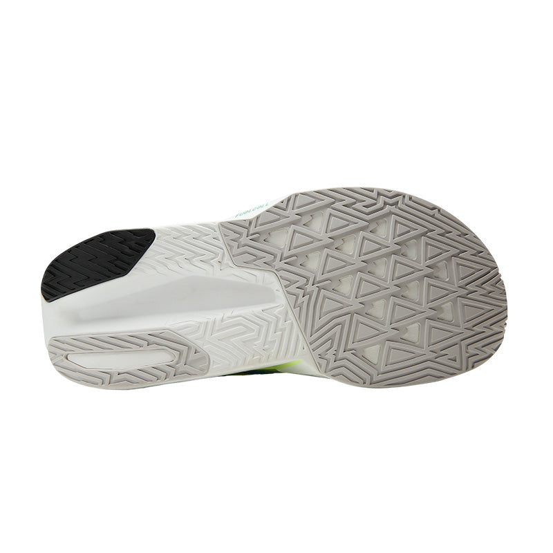Basket Femme New Balance FUELCELL REBEL V5