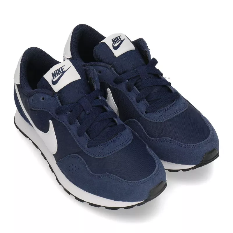 Basket Junior Nike MD VALIANT