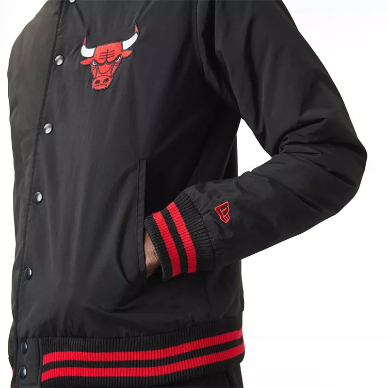 Blouson New Era Chicago Bulls Team Logo Bomber