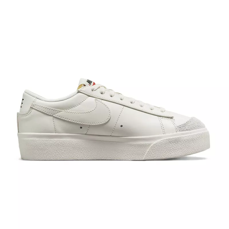 Basket Nike W BLAZER LO PLATFORM