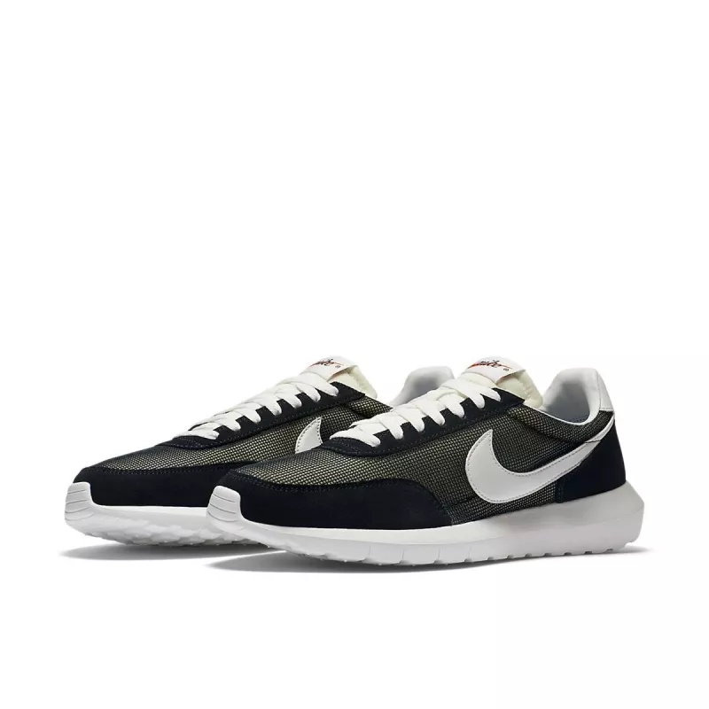 Basket nike homme roshe run online