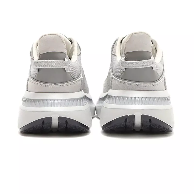 Basket UGG CA805 V2