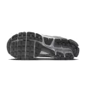 Basket Nike ZOOM VOMERO 5