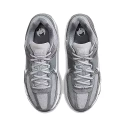 Basket Nike ZOOM VOMERO 5