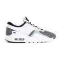 Nike Basket Nike Air Max Zero Essential Junior - 881224-001