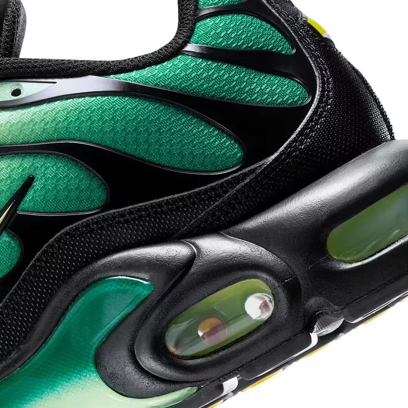 Basket Nike AIR MAX PLUS TN