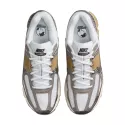 Basket Nike ZOOM VOMERO 5