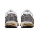 Basket Nike ZOOM VOMERO 5