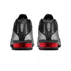 Basket Nike W SHOX R4