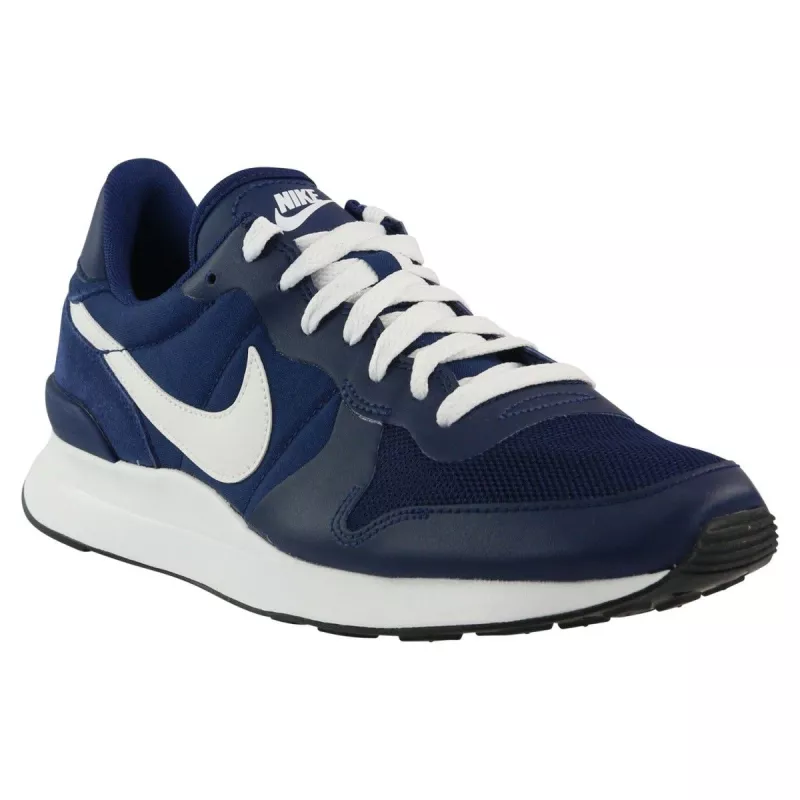 nike internationalist lt17