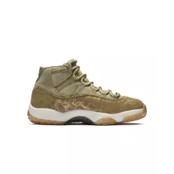 Baskets Nike AIR JORDAN RETRO 11 - Ref. AR0715-200