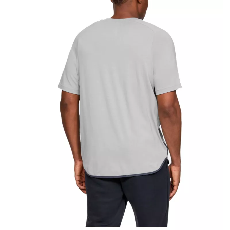 Tee-shirt Under Armour UNSTOPPABLE MOVE TEE