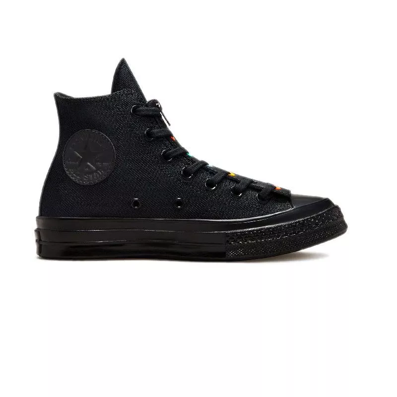 zip up chuck taylors