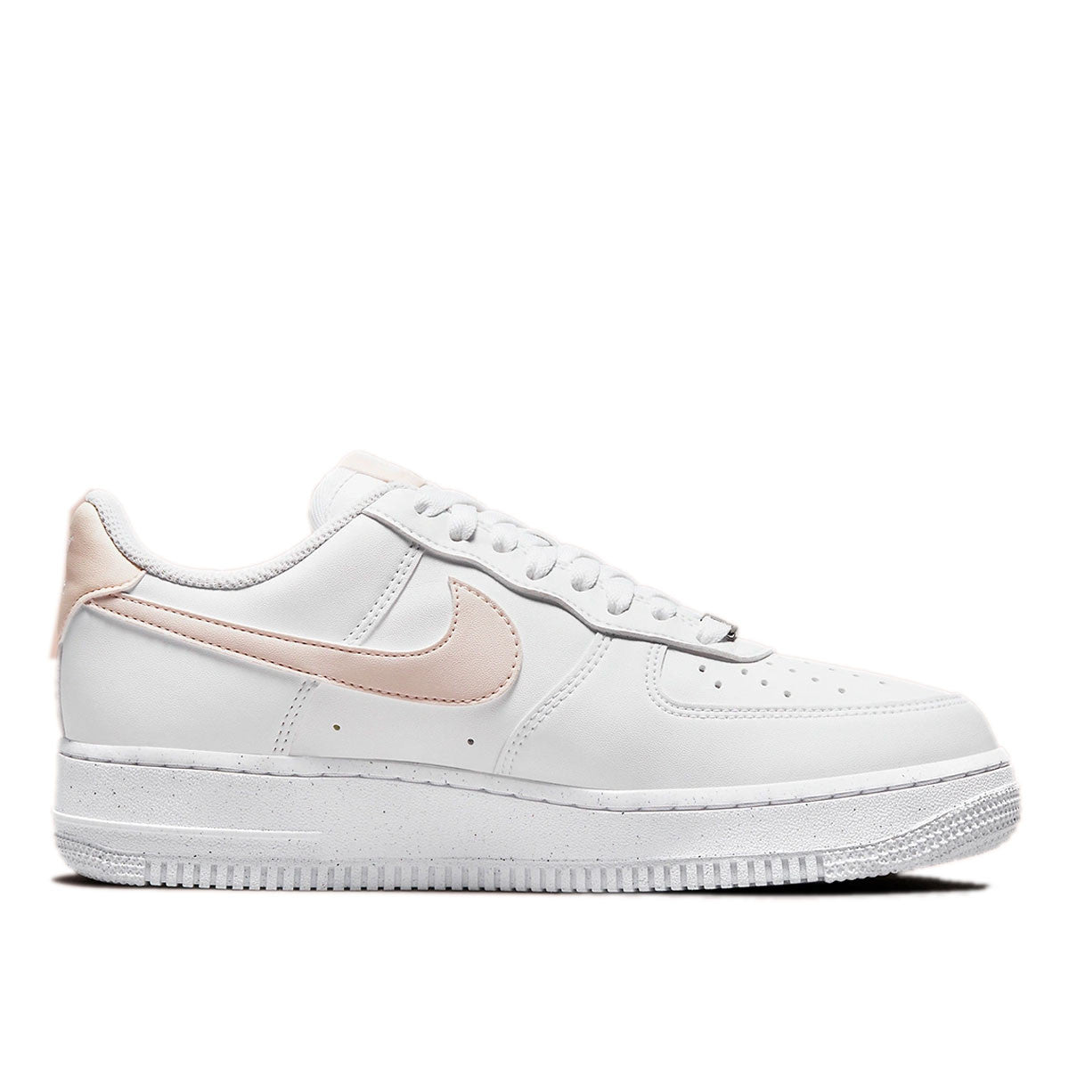 Basket Nike W AIR FORCE 1 07
