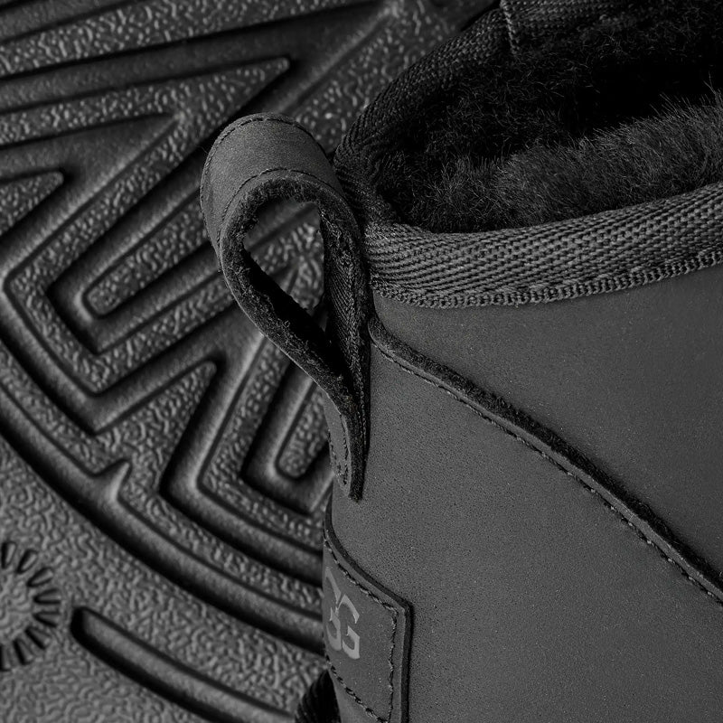 Botte UGG W CLASSIC ULTRA MINI LEATHER