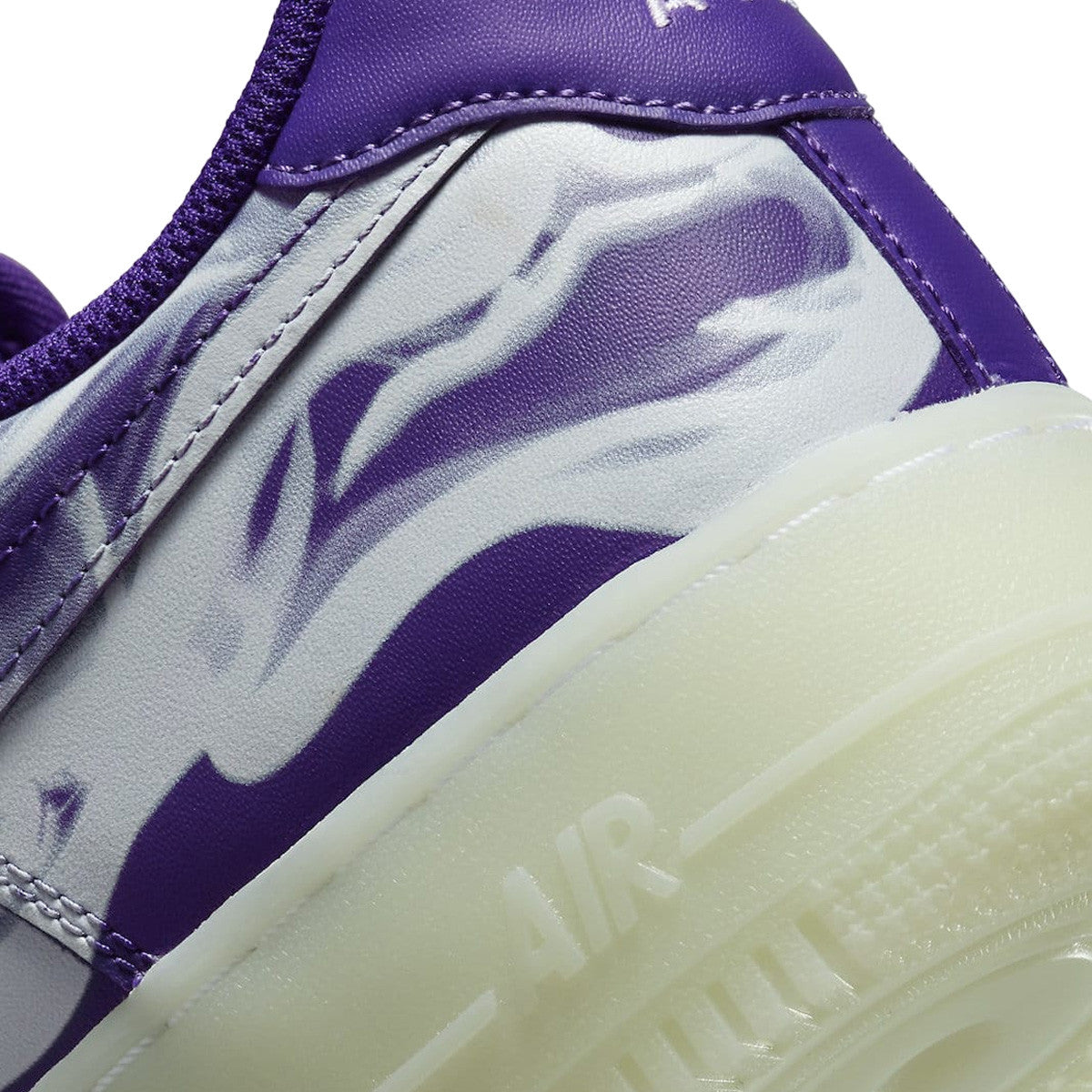 Basket Nike AIR FORCE 1 07 QS